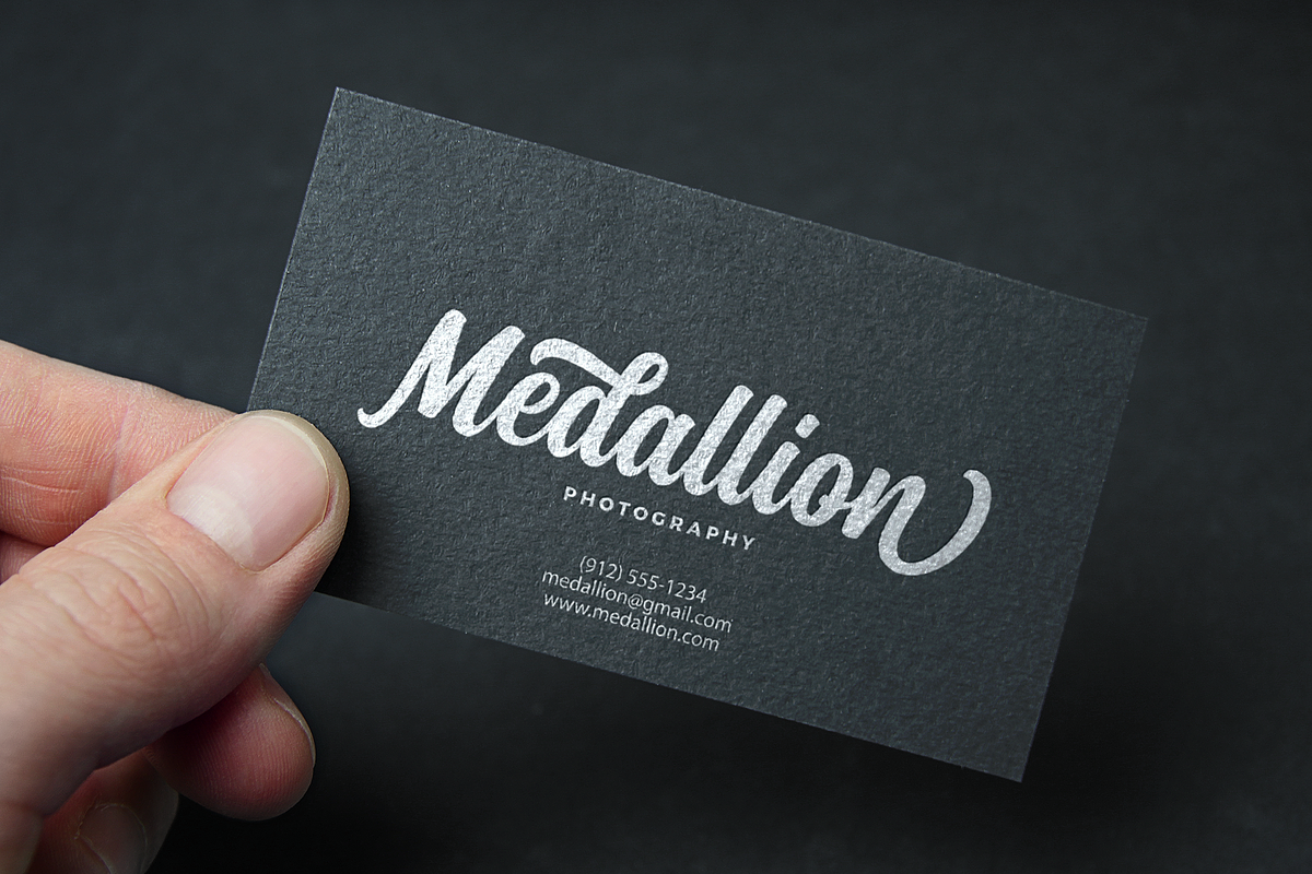 2640561-Medallion-Script-05
